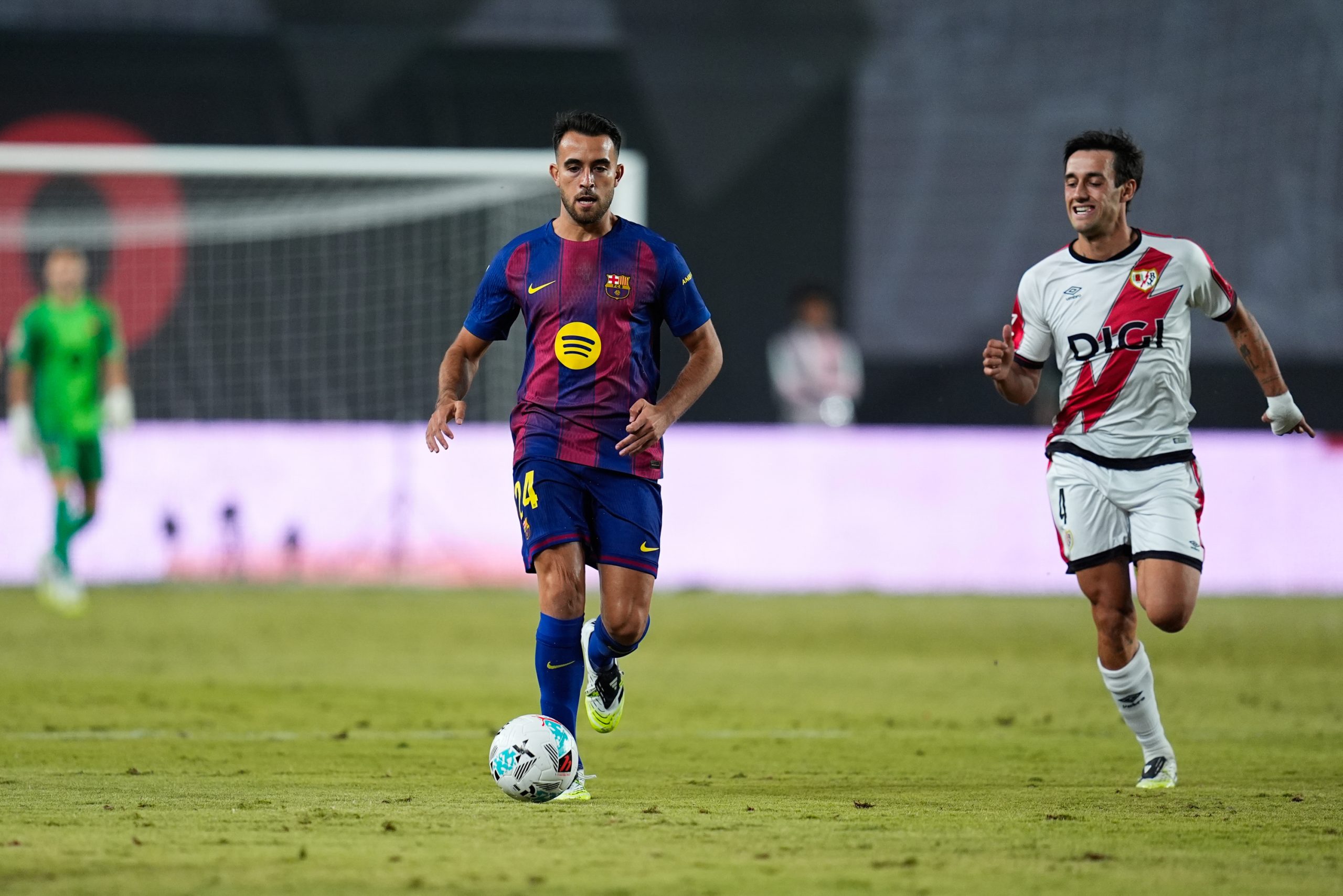 Eric Garcia en action avec le FC Barcelone face au Rayo Vallecano.