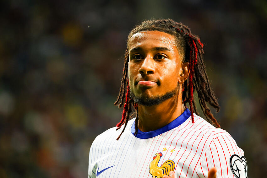 Michael Olise en Bleu