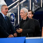 Raymond Domenech repris de volée par les supporters du FC Nantes
