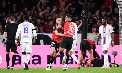 Stade Rennais – OL : Lyon voit rouge et craque face à Rennes pour sa première défaite de la saison