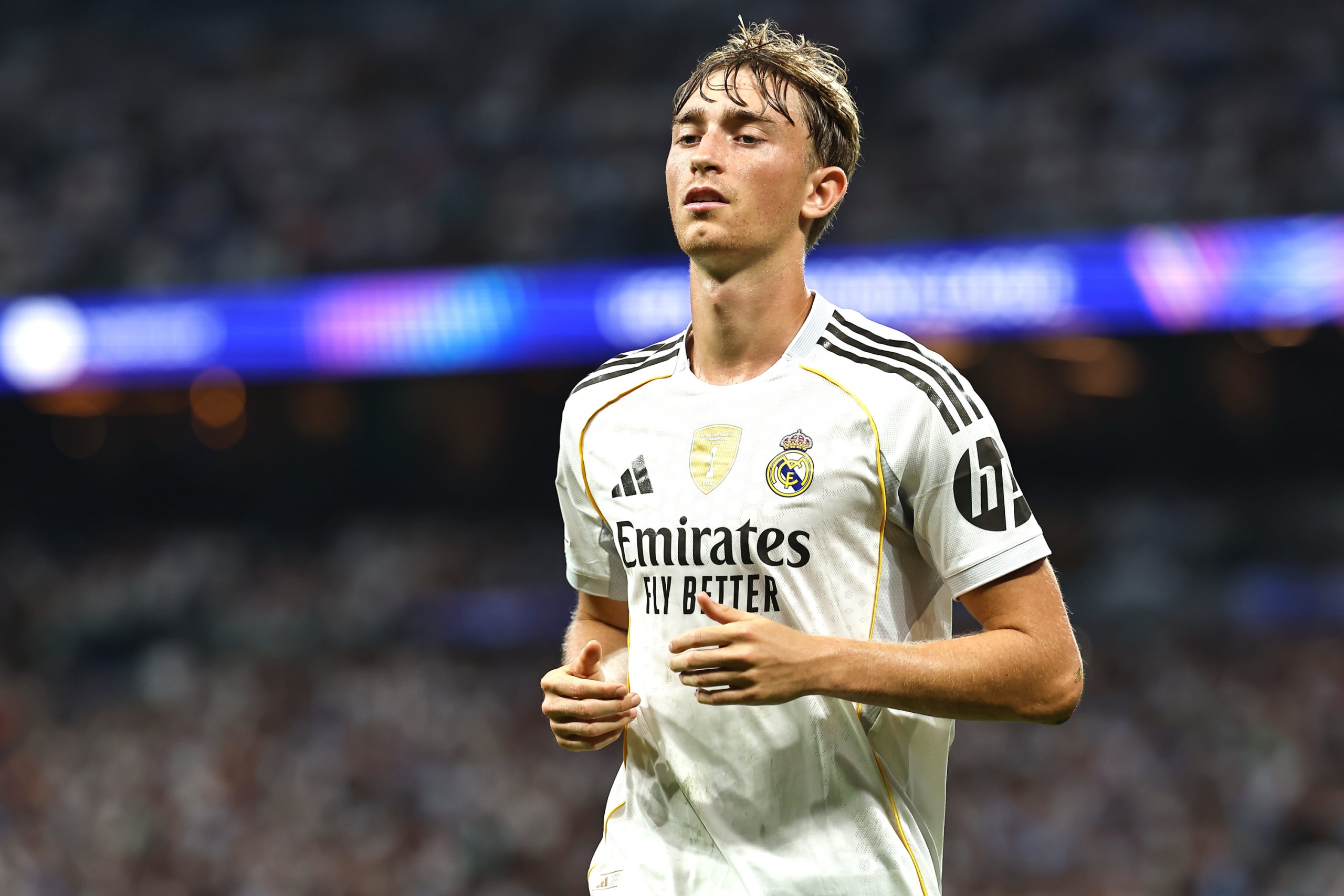 Real Madrid  : le costume est-il trop grand pour « le nouveau Sergio Ramos » ?