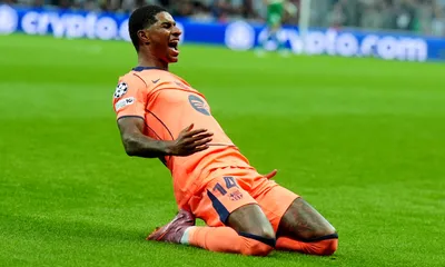 Newcastle – FC Barcelone : Rashford a fait taire Saint-James&rsquo; Park et les critiques, son superbe doublé en vidéo