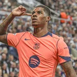 FC Barcelone : Flick totalement sous le charme de Rashford après son doublé contre Newcastle