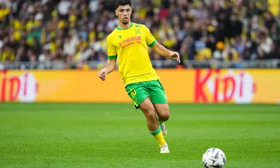 FC Nantes : Matthis Abline doit-il retrouver sa place de numéro 9 ?