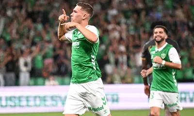 ASSE – Stade de Reims : Stassin signe un doublé, Miladinovic épate, Larsonneur décisif… les notes des Verts