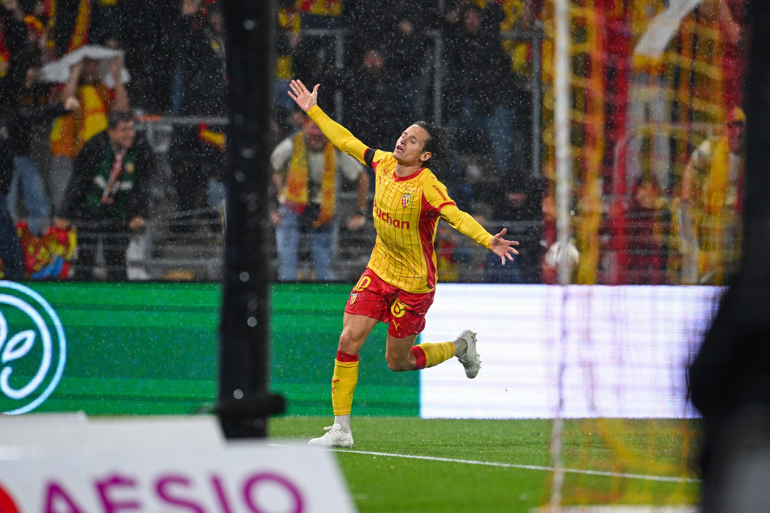 La joie de Florian Thauvin après son but face au LOSC.