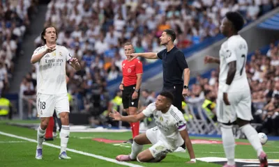 Real Madrid : Xabi Alonso calme le jeu avec Vinicius Jr