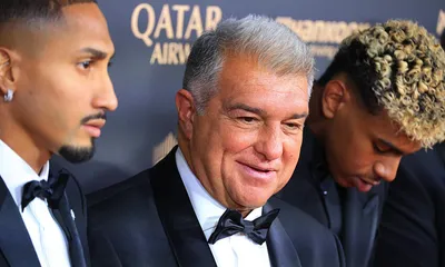 FC Barcelone : Flick va plier bagage, Laporta a un mauvais pressentiment !