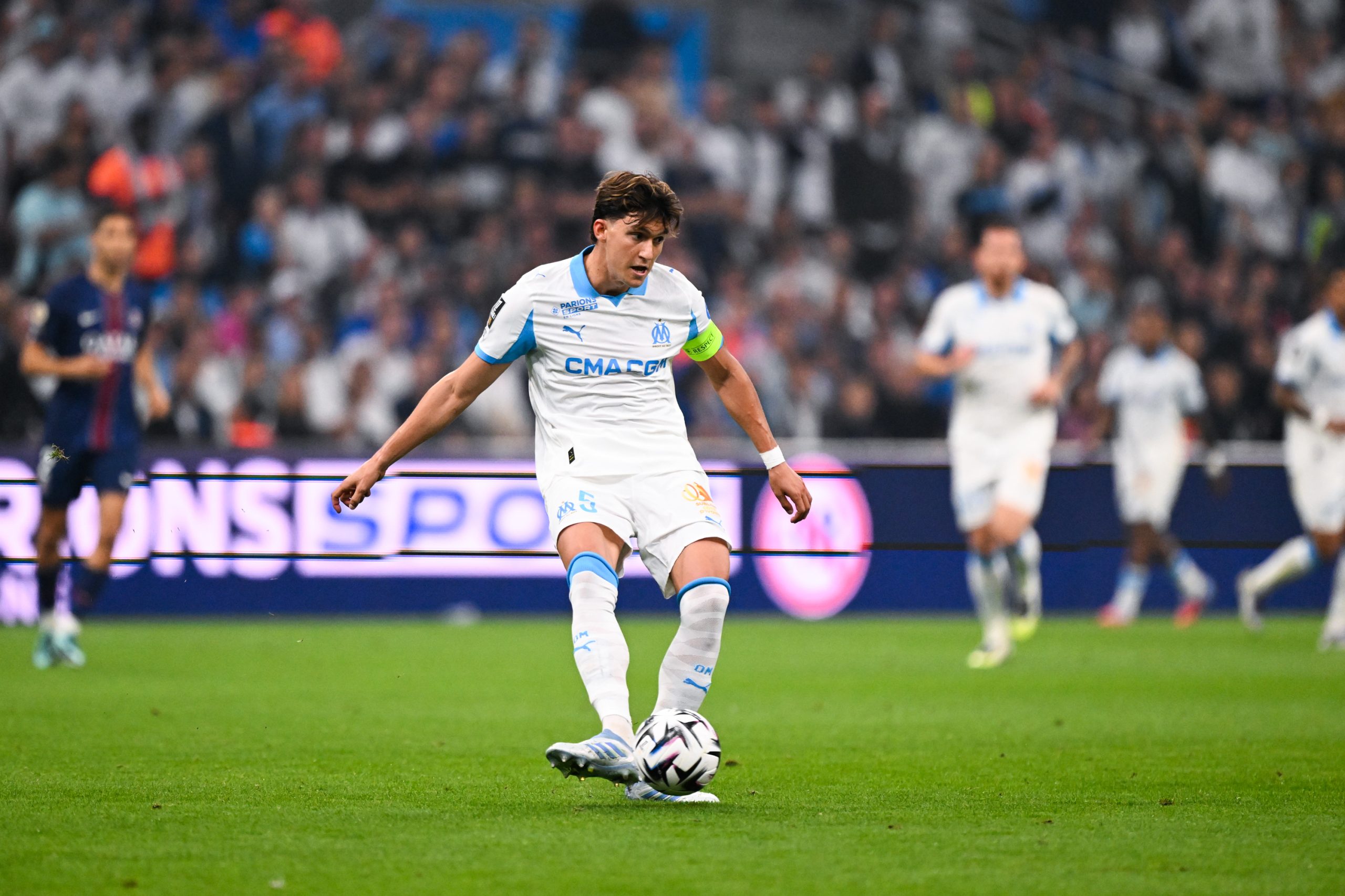 Leonardo Balerdi lors du Clasico de lundi.