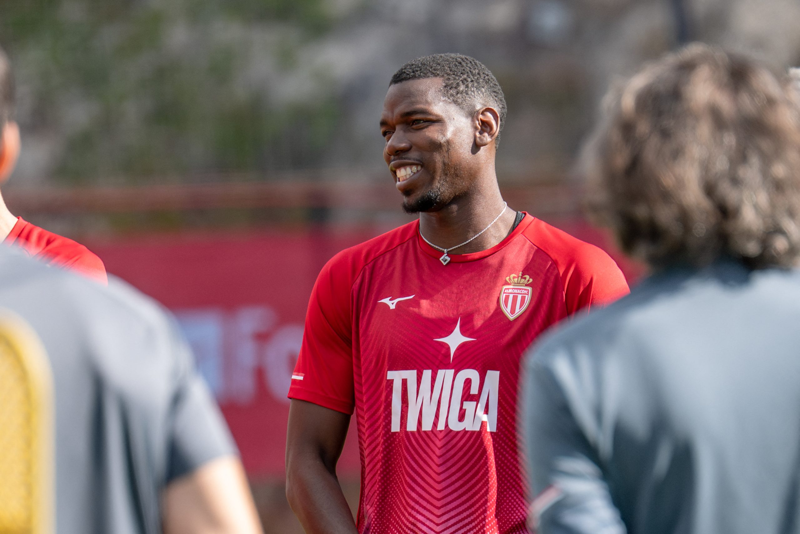 Equipe de France : Deschamps fait passer un message à Paul Pogba