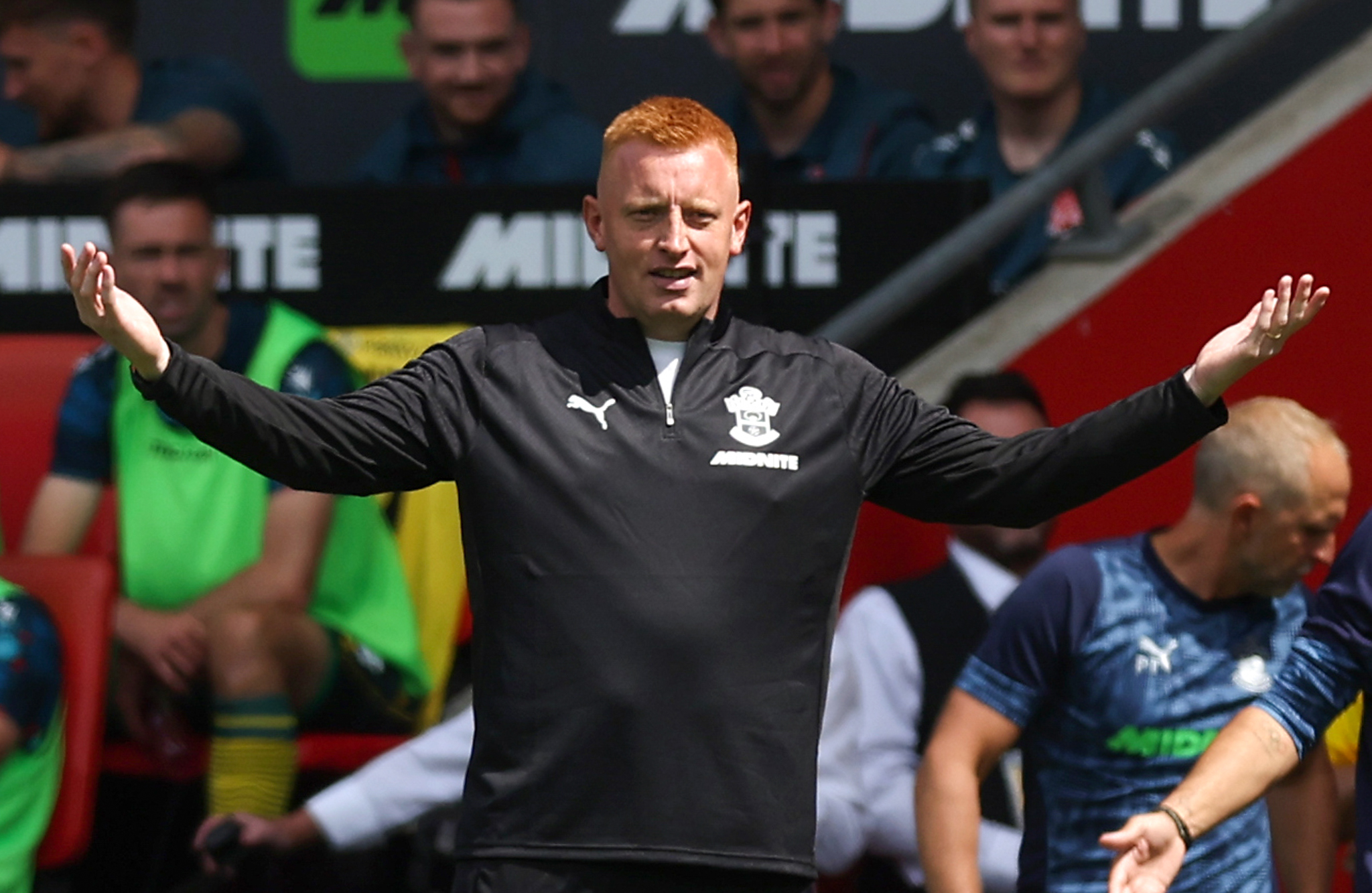 Will Still déçu lors d'un match de Southampton.