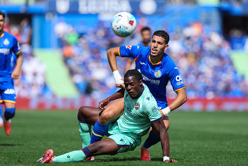 Karl Etta Eyong (Levante)