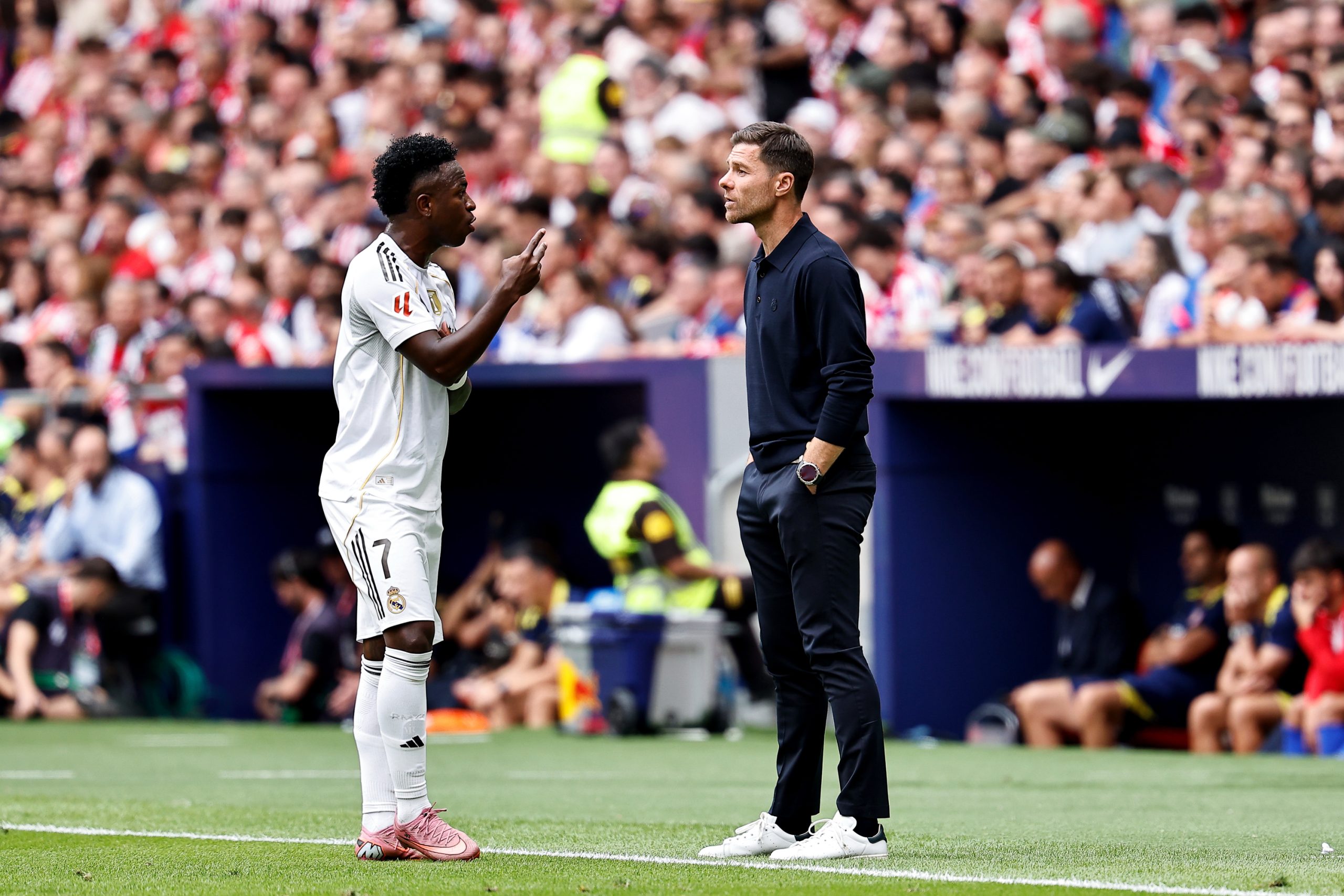 Real Madrid : Vinicius a explosé contre Xabi Alonso à Almaty