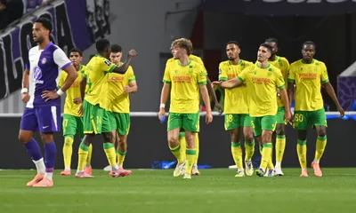 FC Nantes : les Canaris butent sur Toulouse mais sortent de la zone rouge