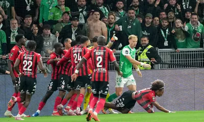 ASSE – Guingamp : Bernauer a vu rouge, il s&rsquo;explique