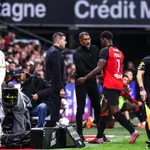 Revue de presse : Beye félicite un remplaçant, l&rsquo;AS Monaco hurle au scandale après Lens