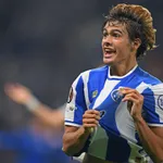 PSG Mercato : Vitinha fan de Rodrigo Mora (FC Porto), il encourage sa signature !