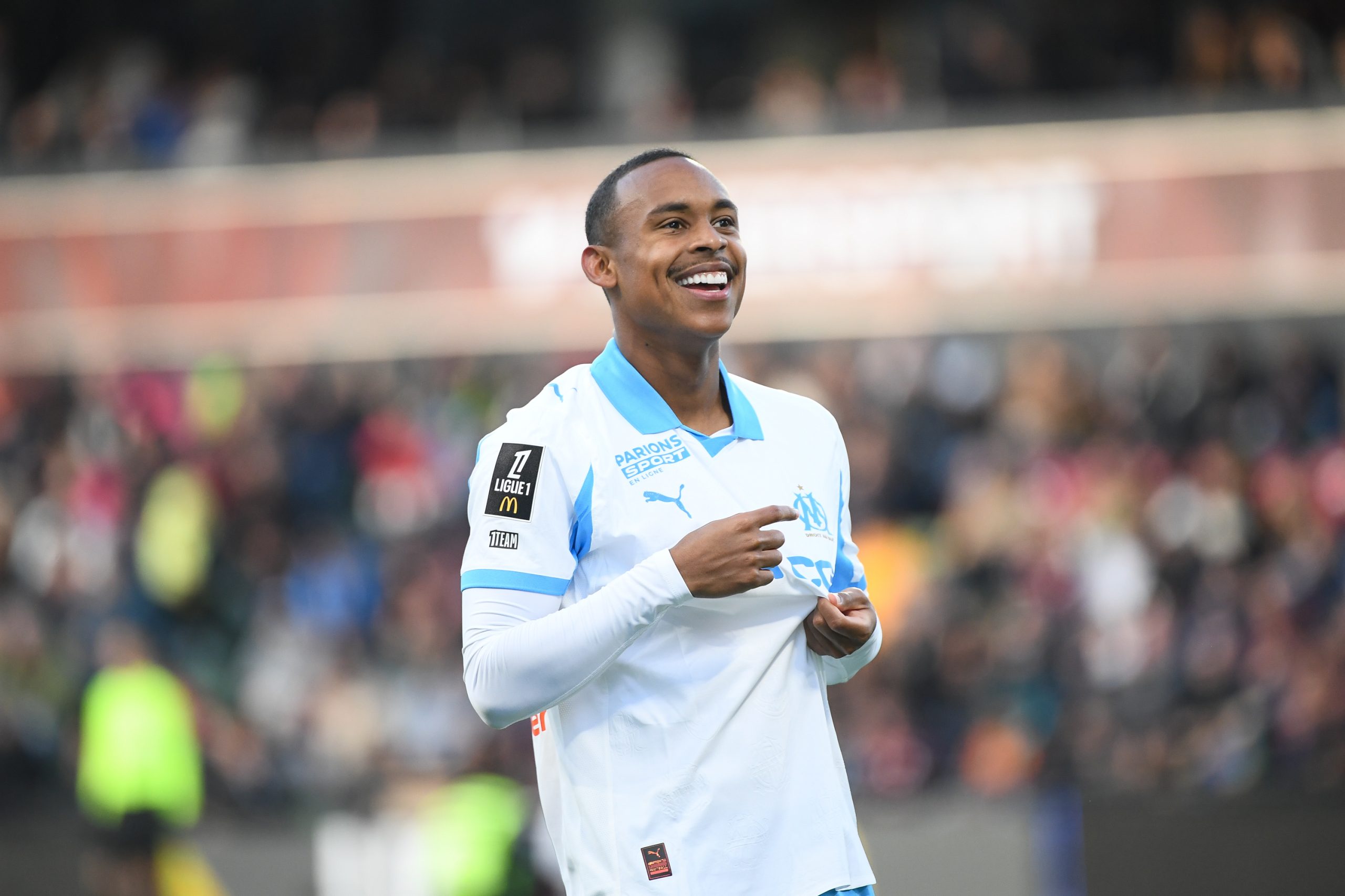 Igor Paixao célébrant son but avec l'OM à Metz.