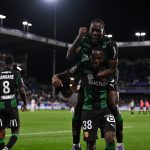 Le RC Lens, encore à dix, s’impose au terme d’un scénario dingue à Auxerre… les notes des Sang et Or