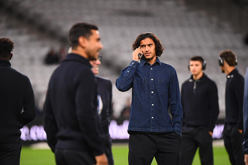 PSG, Real Madrid Mercato : un troisième club surprise a pris la pole pour Bouaddi (LOSC)