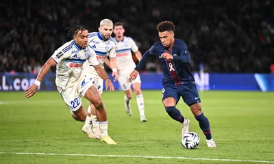 Ligue 1 : le PSG, accroché par Strasbourg, laisse l&rsquo;opportunité à l&rsquo;OM d&rsquo;être seul leader !
