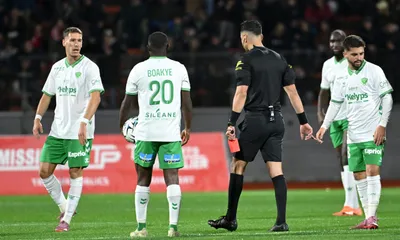 ASSE : à dix, les Verts coulent à Annecy, les notes ligériennes