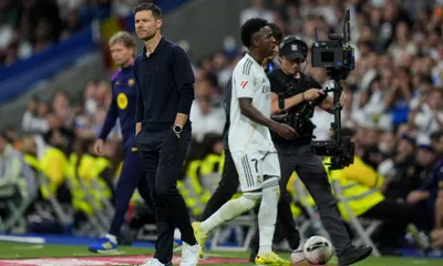 Real Madrid – FC Barcelone : Xabi Alonso répond à Yamal et à la colère de Vinicius