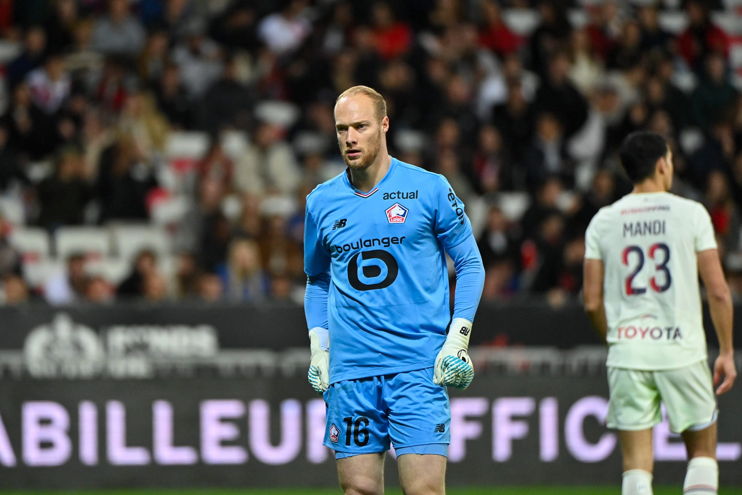 LOSC : Bruno Genesio ouvre le dossier Arnaud Bodart après la déroute à Nice