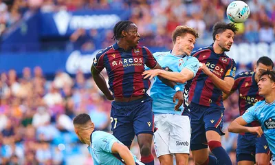 PSG Mercato : après Alvarez, Paris détourne un buteur promis au FC Barcelone !