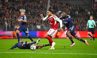 A dix contre onze pendant 80 mn, l’OL arrache le nul à Brest