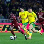 Stade Rennais Mercato : le LOSC sabote le coup de génie d’Habib Beye au FC Nantes ! 