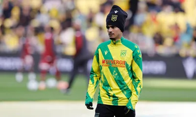 FC Nantes : Yassine Benhattab vers la sortie après avoir été mis au placard par Luis Castro ?