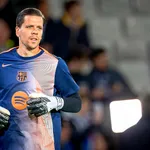 FC Barcelone : un taulier enfume le vestiaire, Flick laisse couler !