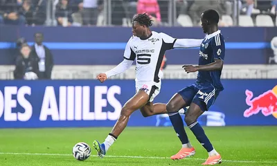 Stade Rennais : le PSG prépare un coup tordu à Habib Beye au Mercato