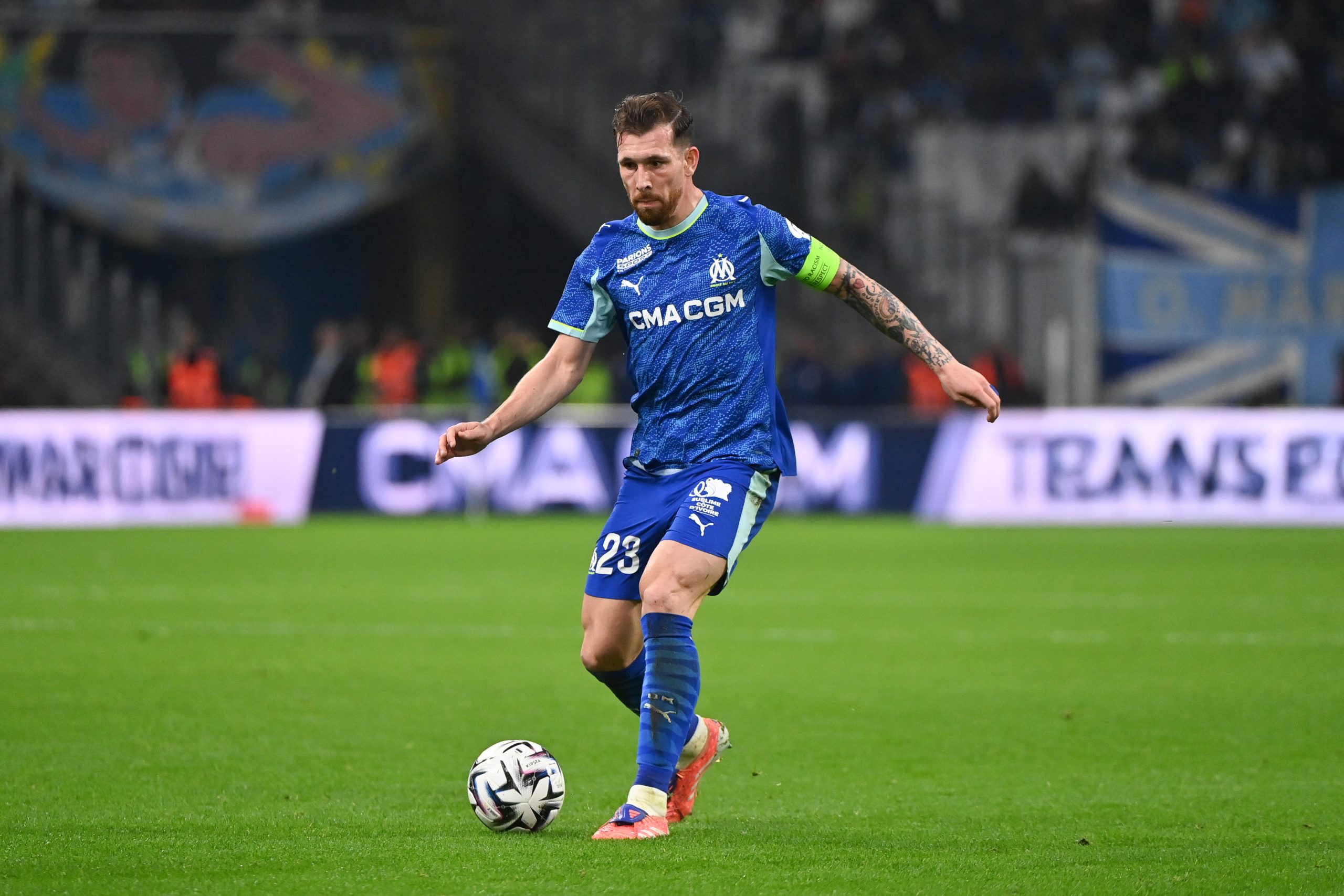 Pierre-Emile Hojbjerg en action lors du match entre l'OM et le Stade Brestois.