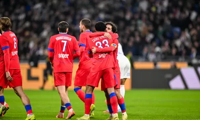 Le PSG arrache la victoire sur la fin face à l&rsquo;OL, les notes du match