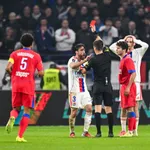 Les infos du jour : OL – PSG fait scandale, Aguerd rassure l&rsquo;OM, Messi revient à Barcelone