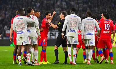 OL – PSG : les Lyonnais ont-ils été volés par l’arbitrage ?