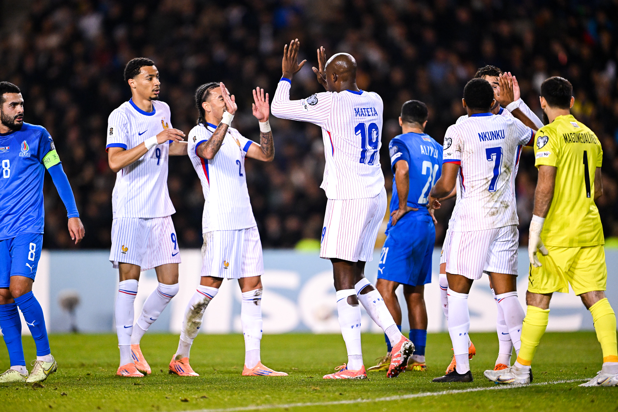 Équipe de France : qui a marqué des points, qui en a perdu ? Les notes des Bleus victorieux en Azerbaïdjan