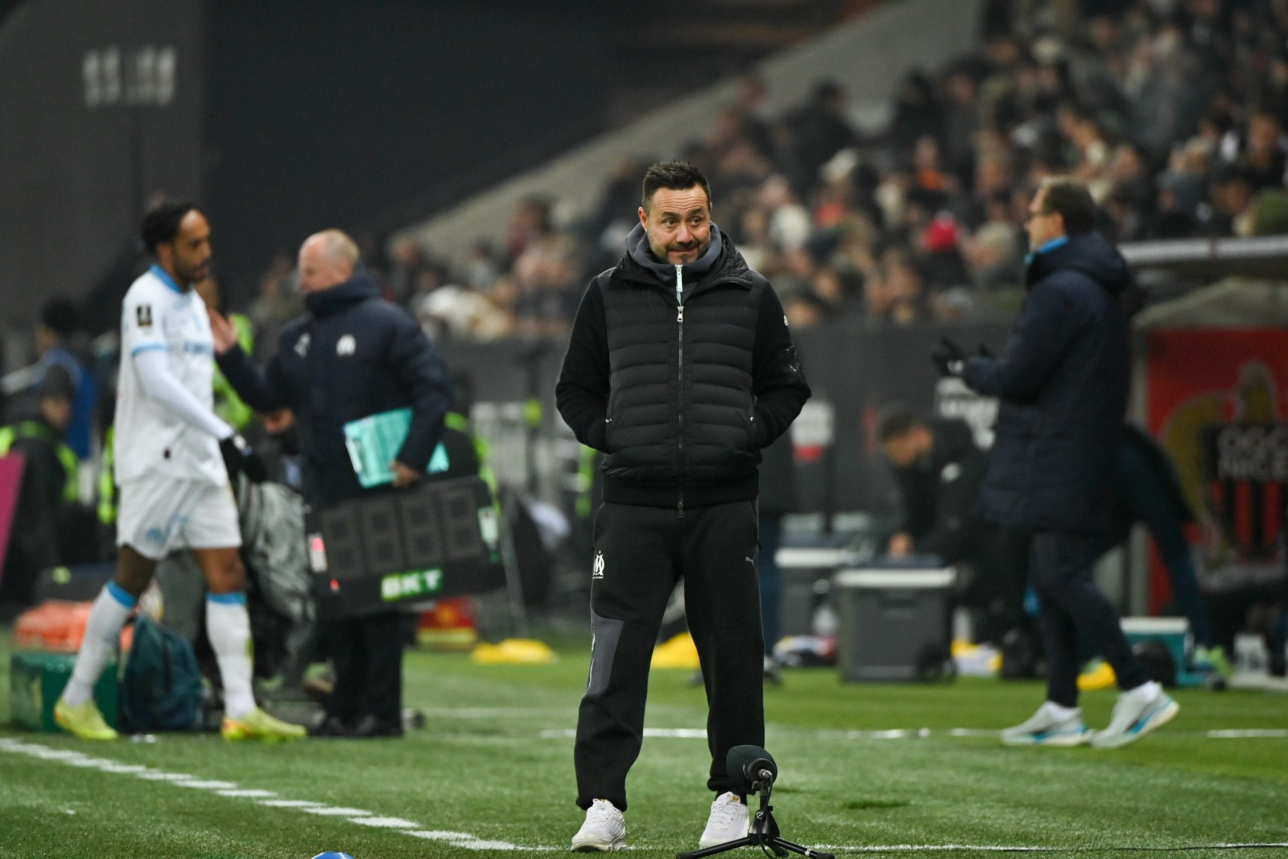 L'entraîneur de l'OM, Roberto De Zerbi, lors du match à Nice.