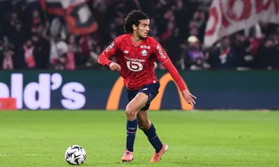 PSG Mercato : Paris a revu ses plans pour Bouaddi (LOSC) !
