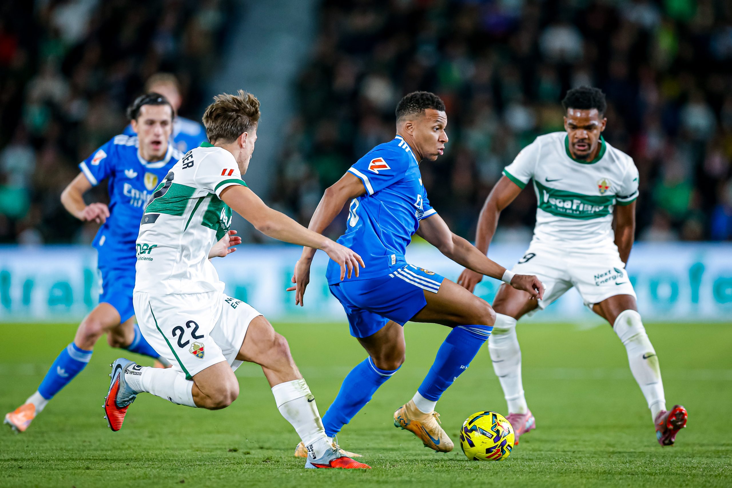 Kylian Mbappé en action contre Elche.