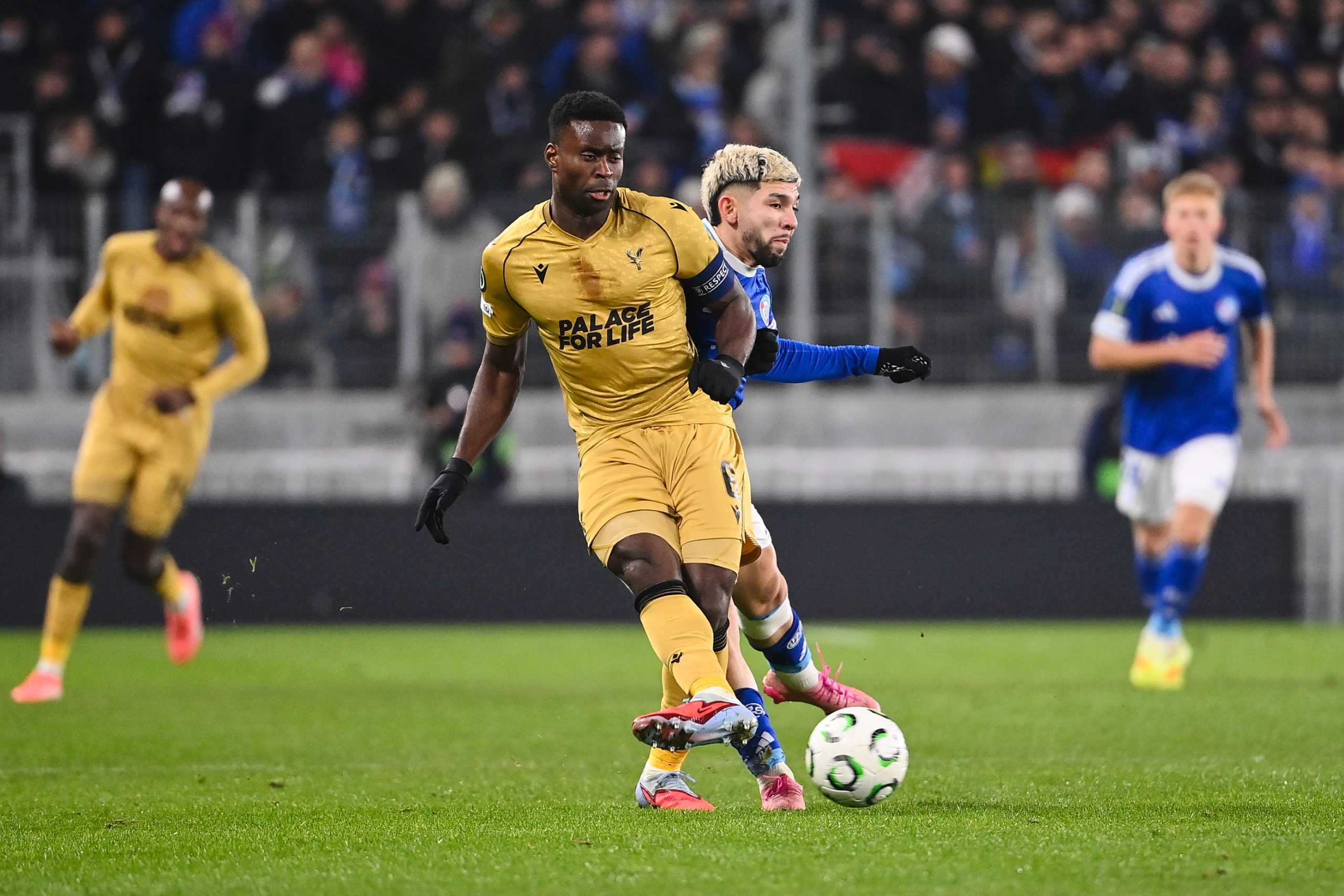 FC Barcelone Mercato : Guéhi détourné par… une future recrue blaugrana ?