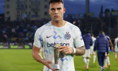 FC Barcelone : un top buteur en approche… et ce n’est ni Harry Kane ni Julián Álvarez !