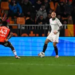 Revue de presse : bonne nouvelle pour Thauvin, un dossier achève Clauss à Nice, deuxième signature à Rennes !