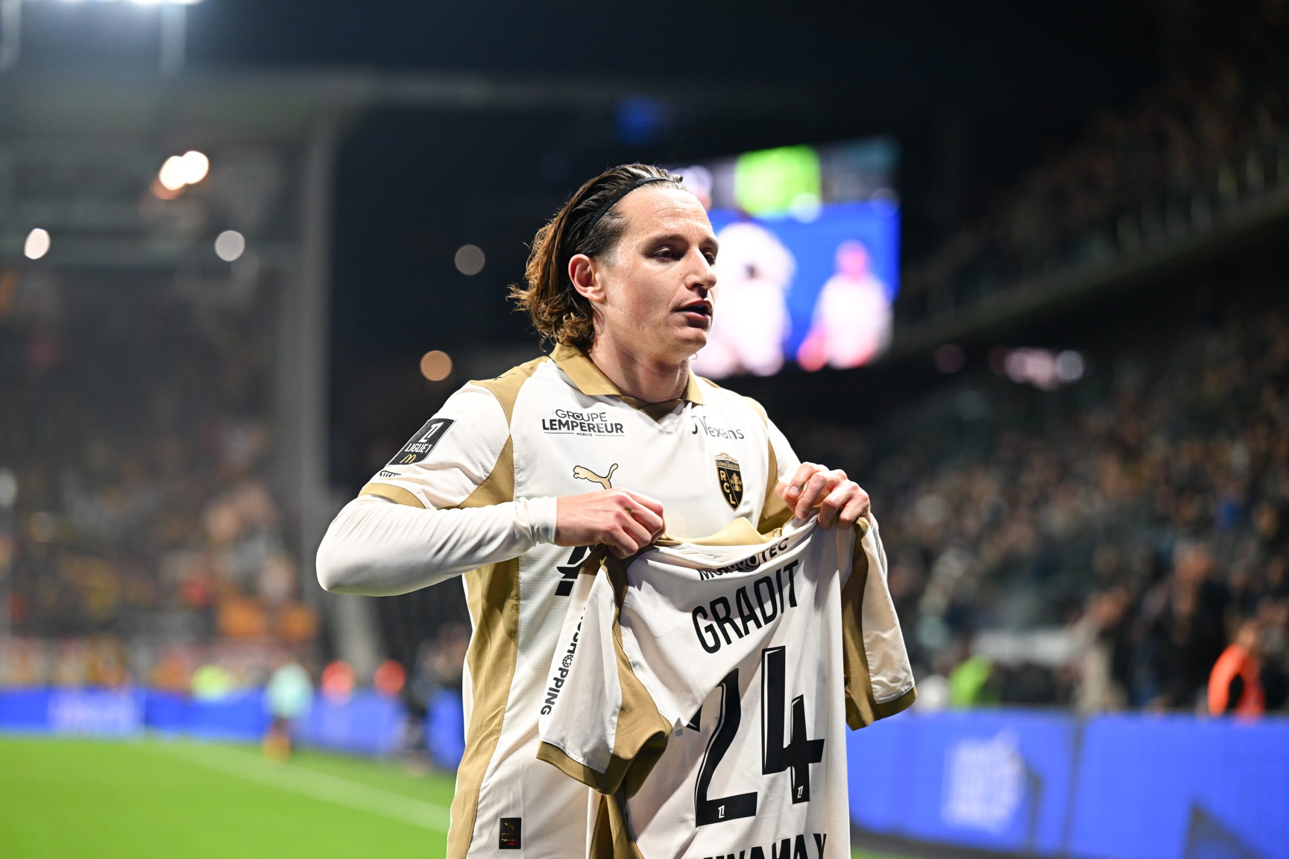 RC Lens : Thauvin glisse un message à Gradit et explique pourquoi le RCL est en tête de la L1