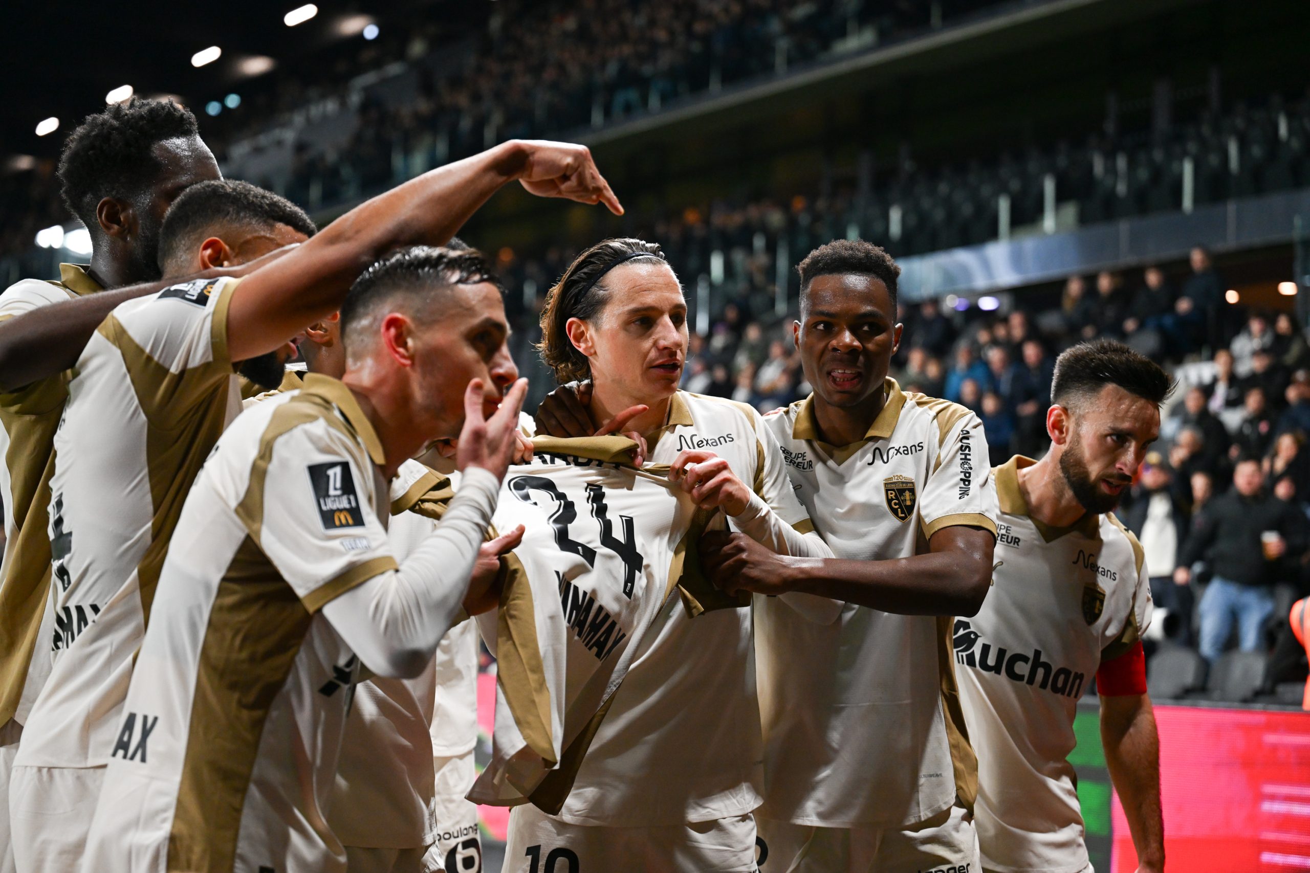 RC Lens : Thauvin envoie les Sang et Or sur le toit de la Ligue 1 !