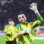OL – FC Nantes : Anthony Lopes au bord des larmes après l&rsquo;ovation du Groupama (vidéo)