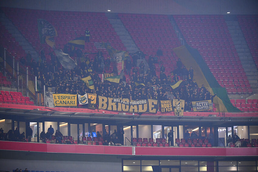 FC Nantes : furax, les supporters préparent une action coup de poing contre le RC Lens !