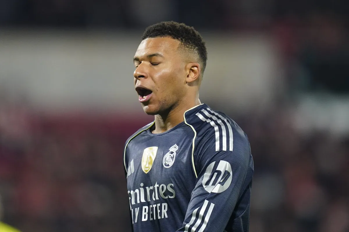 Liga : le Real Madrid perd la tête malgré Mbappé, le Barça remercie un  ancien de l'OM ! - But! Football Club